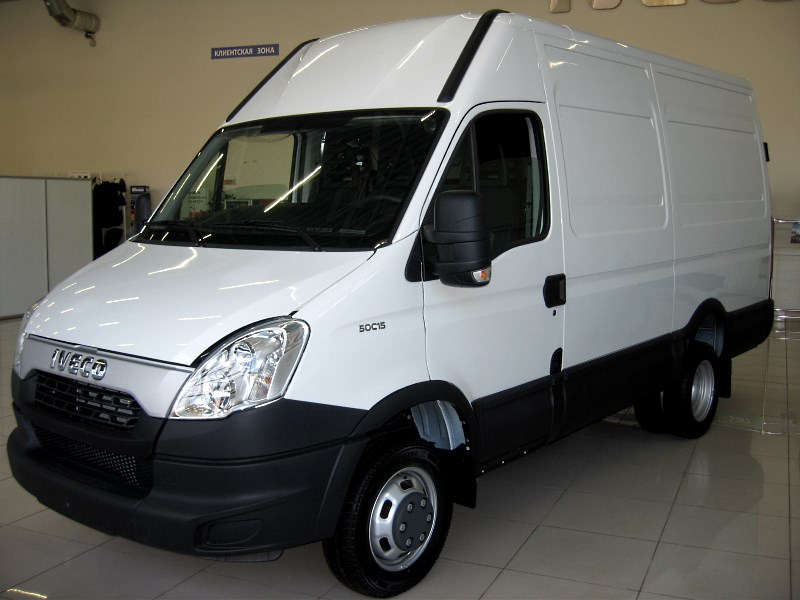 Цельнометаллический фургон Iveco Daily 50C15V 